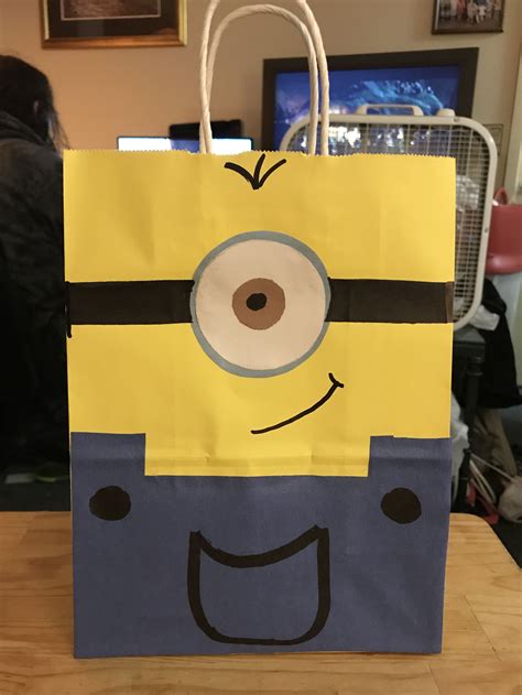 minions party bags.